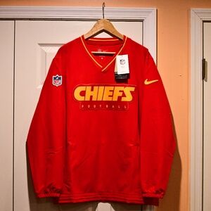 Nike Kansas City Chiefs On-Field Throwback Windbreaker Pullover Size Large